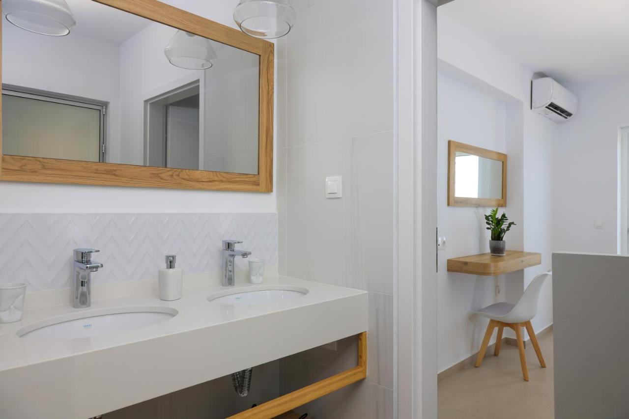 Sea Breeze Hotel (Adults Only) Херсонисос Екстериор снимка