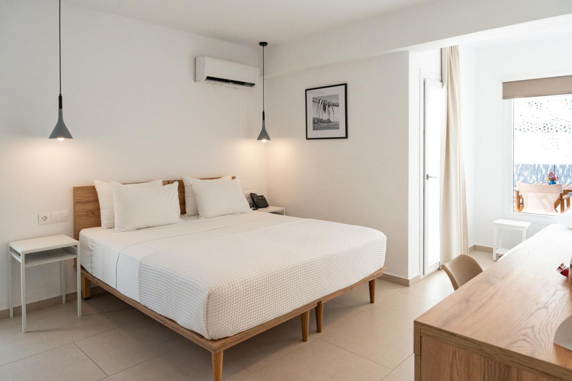 Sea Breeze Hotel (Adults Only) Херсонисос Екстериор снимка